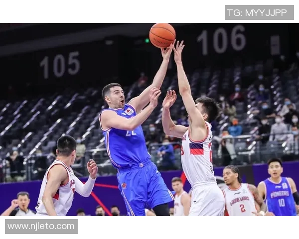 常林的成长之路:从篮球新星到职业生涯的辉煌蜕变 常林的成长之路:从篮球新星到职业生涯的辉煌蜕变